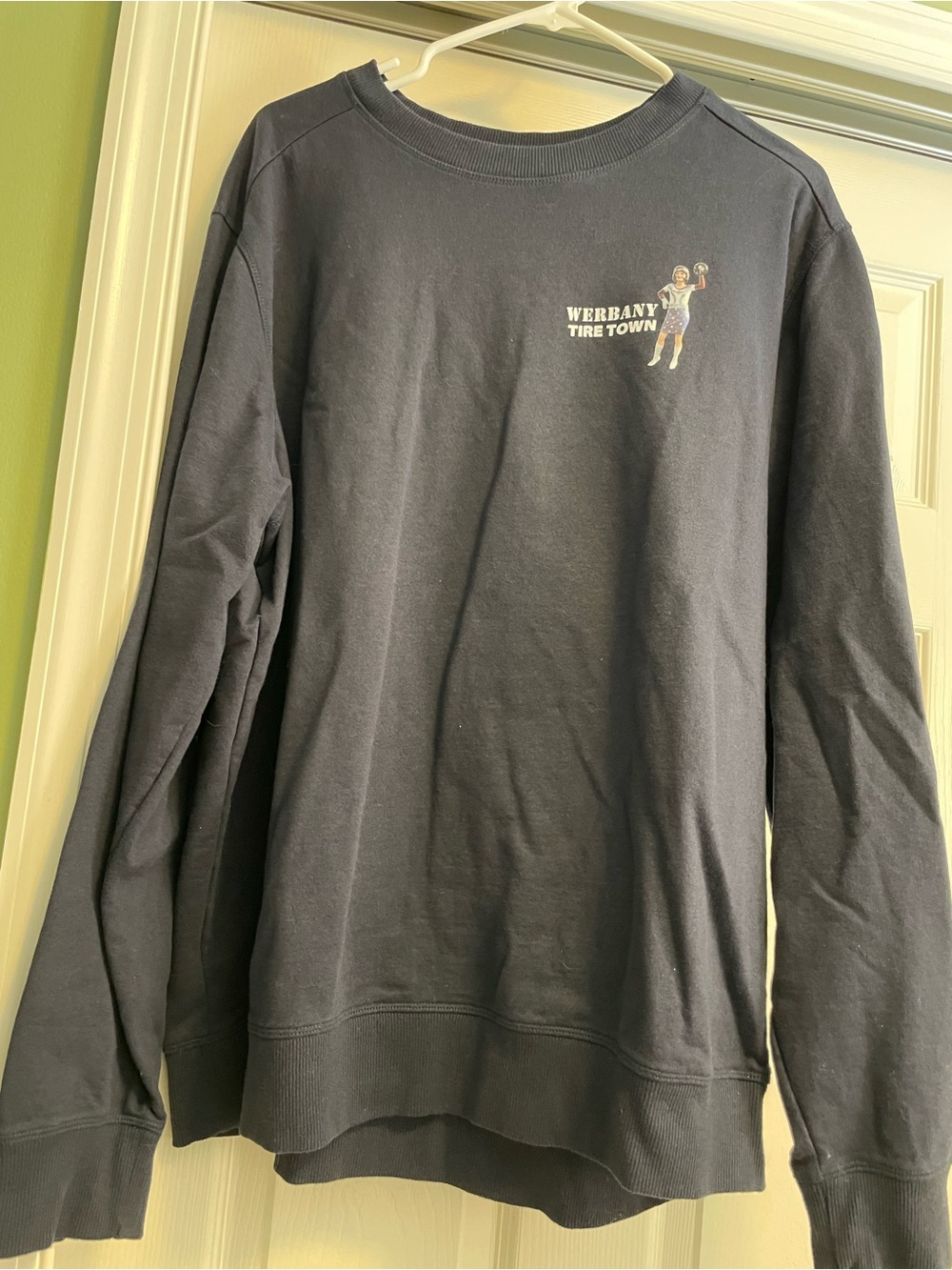Werbany Tire Town General Squeegee Tire Retro Graphic Sweatshirt XL
